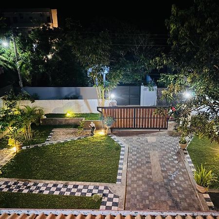 Akash Villa Talaramba Exterior photo