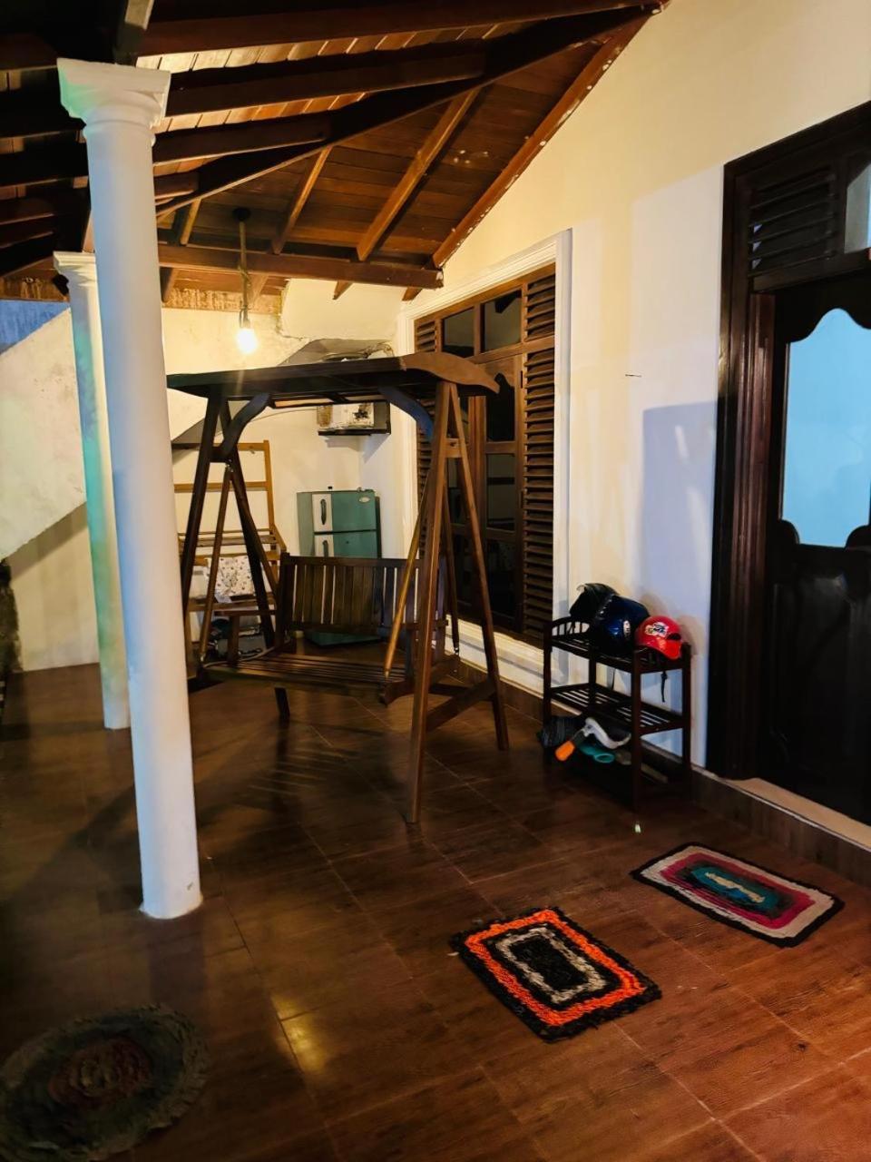 Akash Villa Talaramba Exterior photo