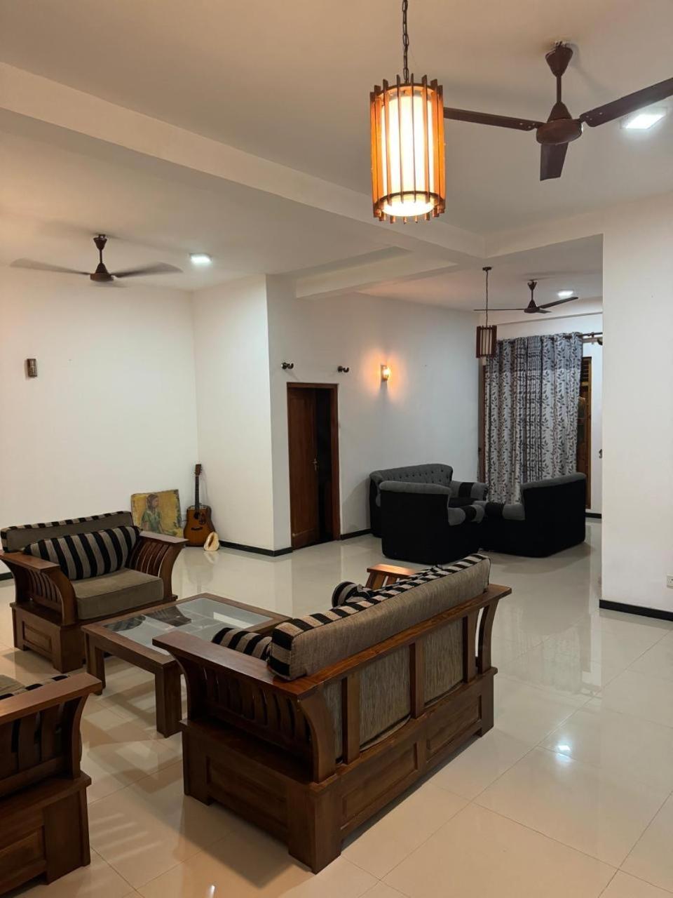 Akash Villa Talaramba Exterior photo